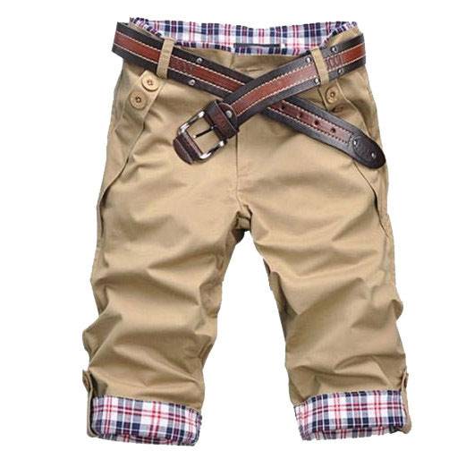 Casual khaki men's cotton shorts with plaid lining and belt, designed for summer comfort and a stylish straight-leg silhouette.